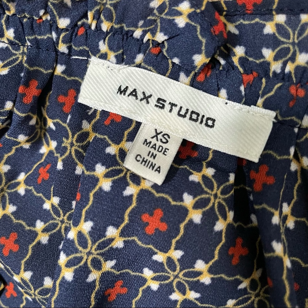 Max Studio Geo Print Flutter Sleeve Blouse - image 5